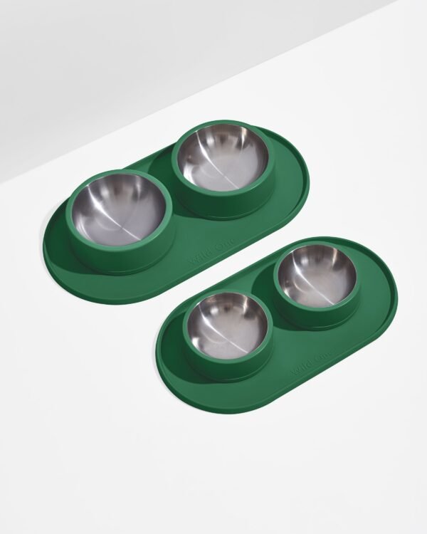 WO_VM_Studio_Placemat_Spruce_SizeComparison_PDP_02_4x5_Web_081e9e7f-2d21-4f94-80b8-851c3807905e Placemat