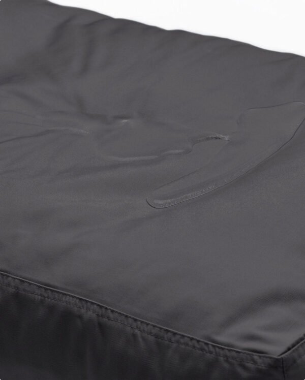 bed-black-4_60f925c4-8506-4bed-ac91-d4f5d8a989d5 Bed